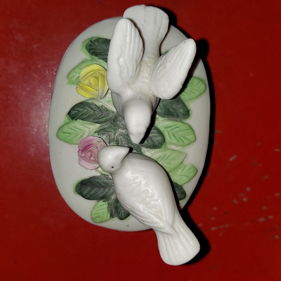 Vintage 2 Turtle Dove Trinket Box - Picture 4 of 14